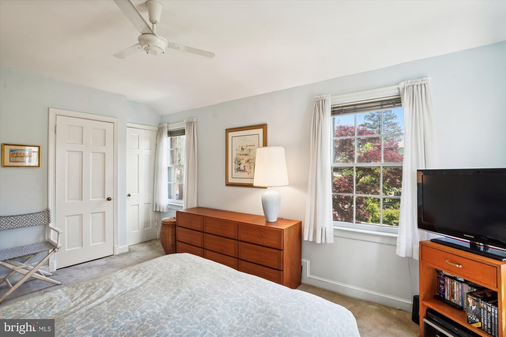 5350 42nd Pl NW