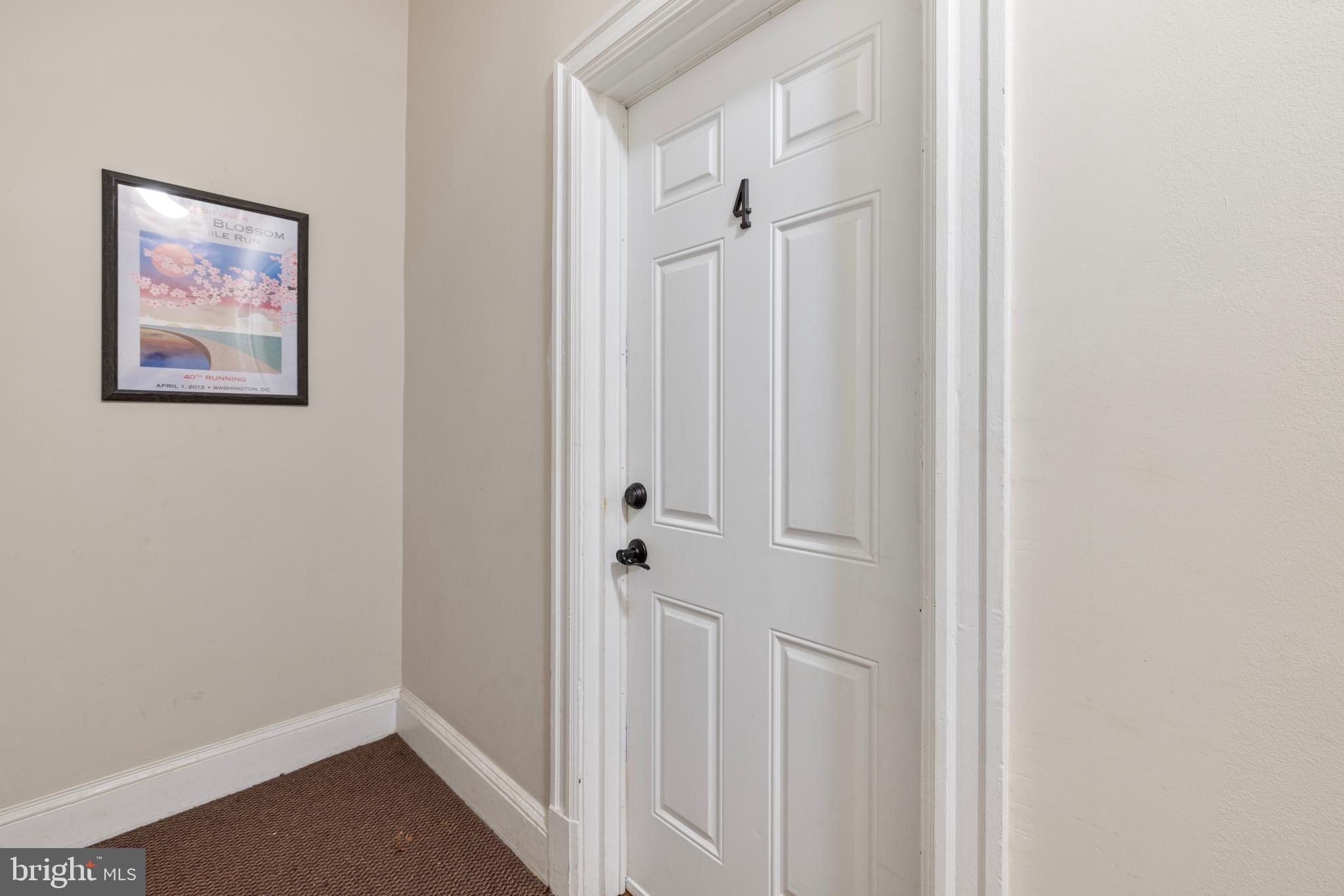 1401 Potomac Ave SE #4