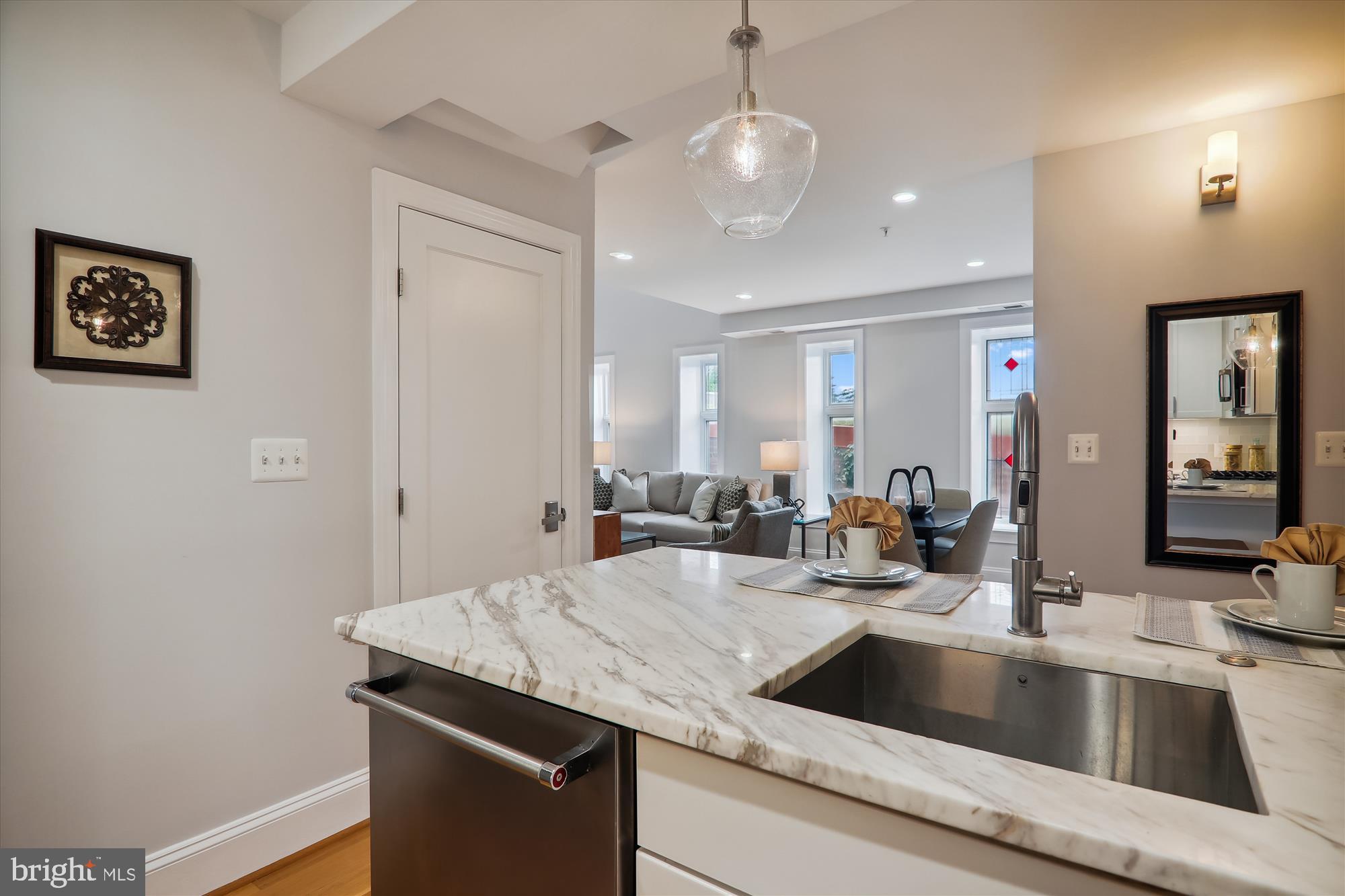 819 D St NE #36
