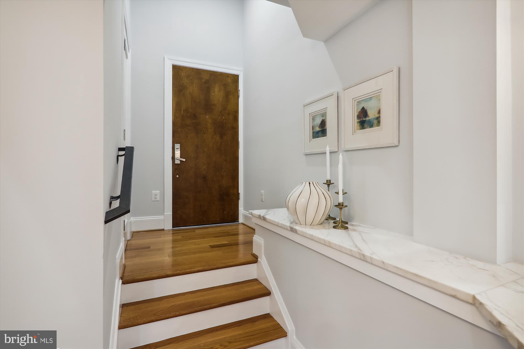 819 D St NE #36