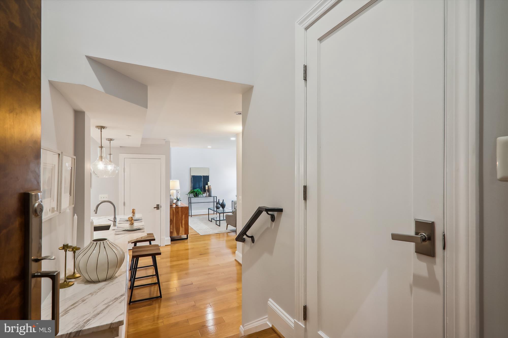 819 D St NE #36