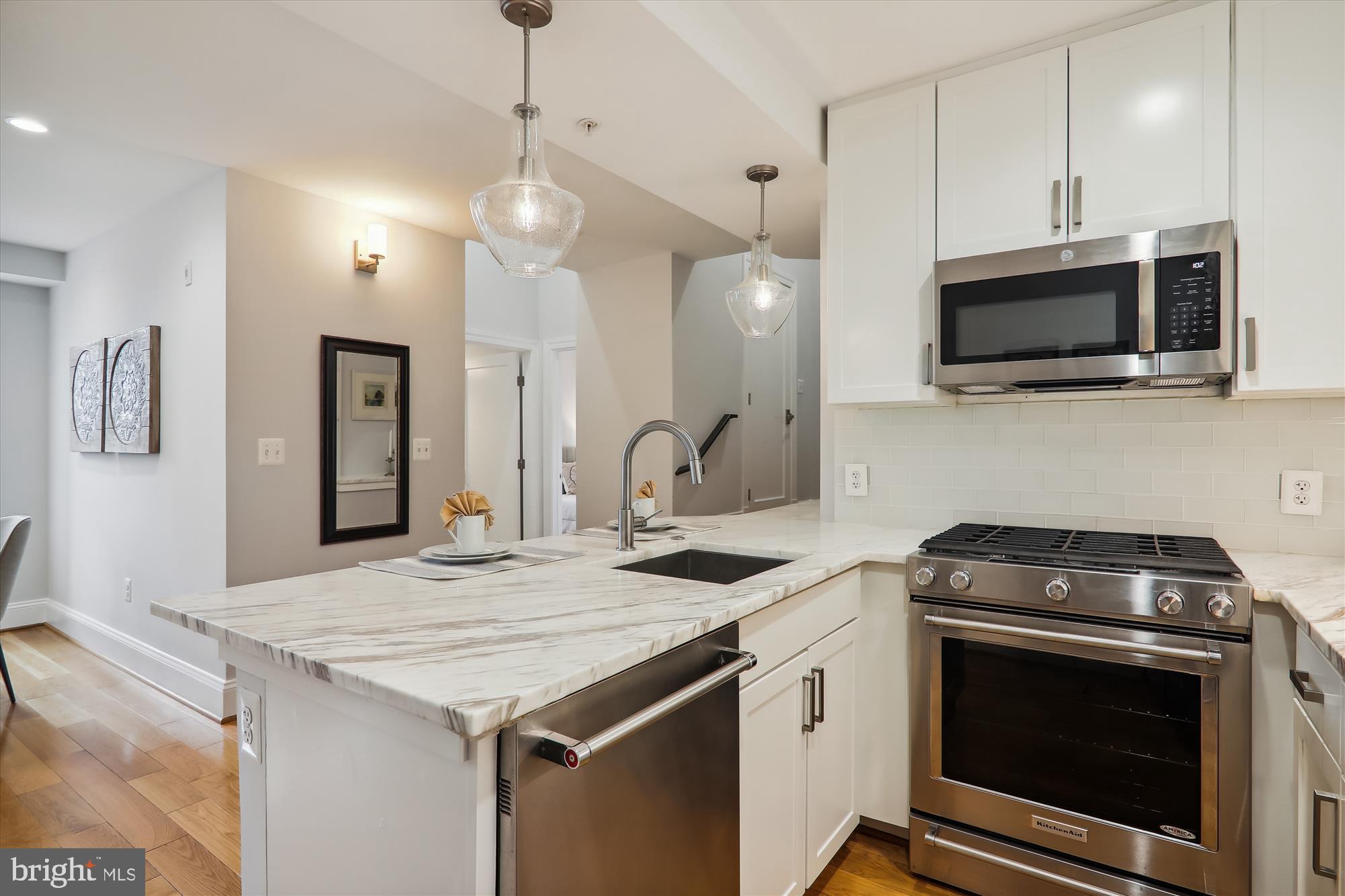 819 D St NE #36