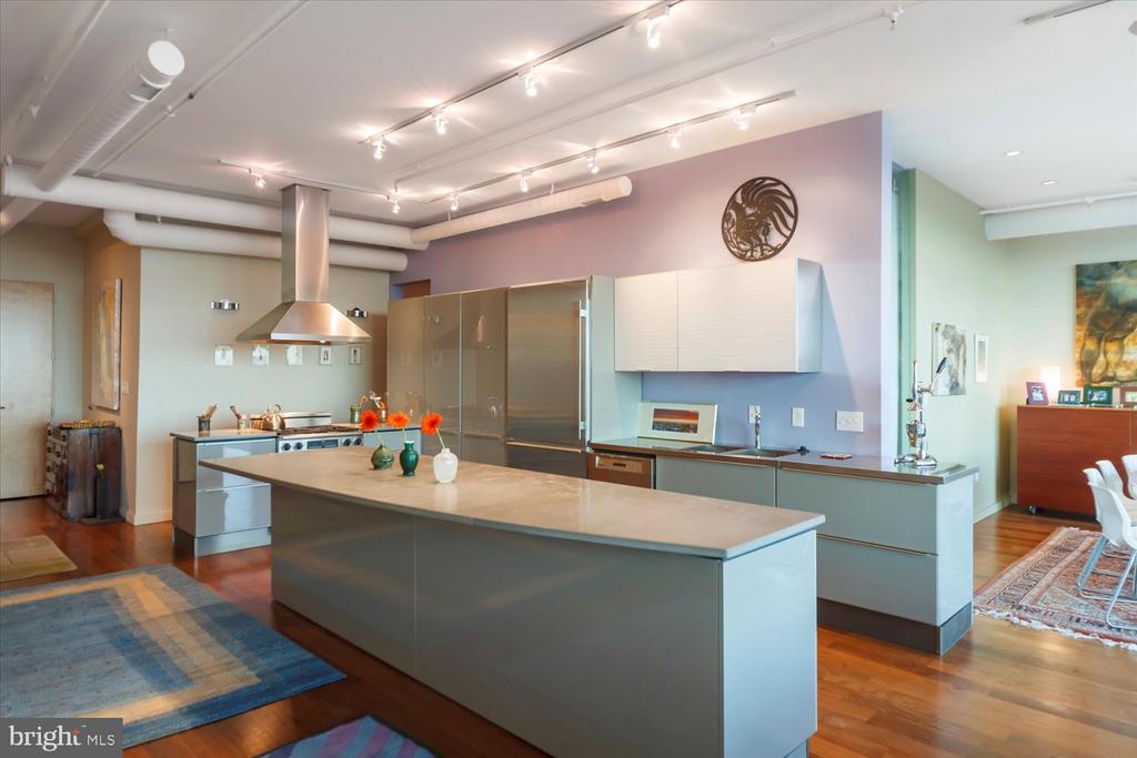 1454 Belmont St NW #18