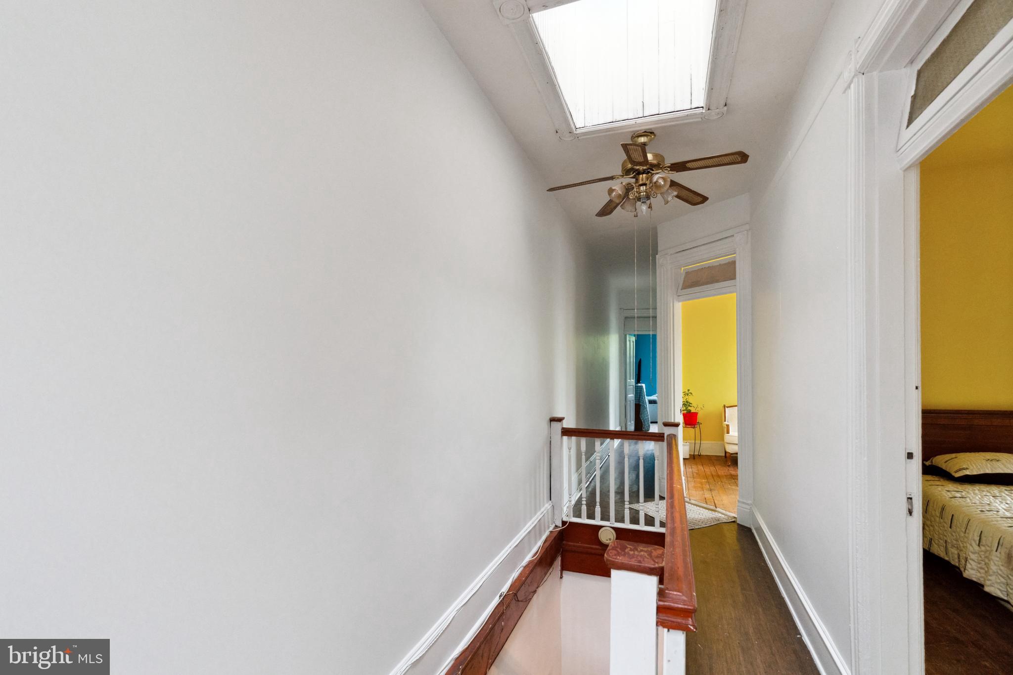 328 5th St SE