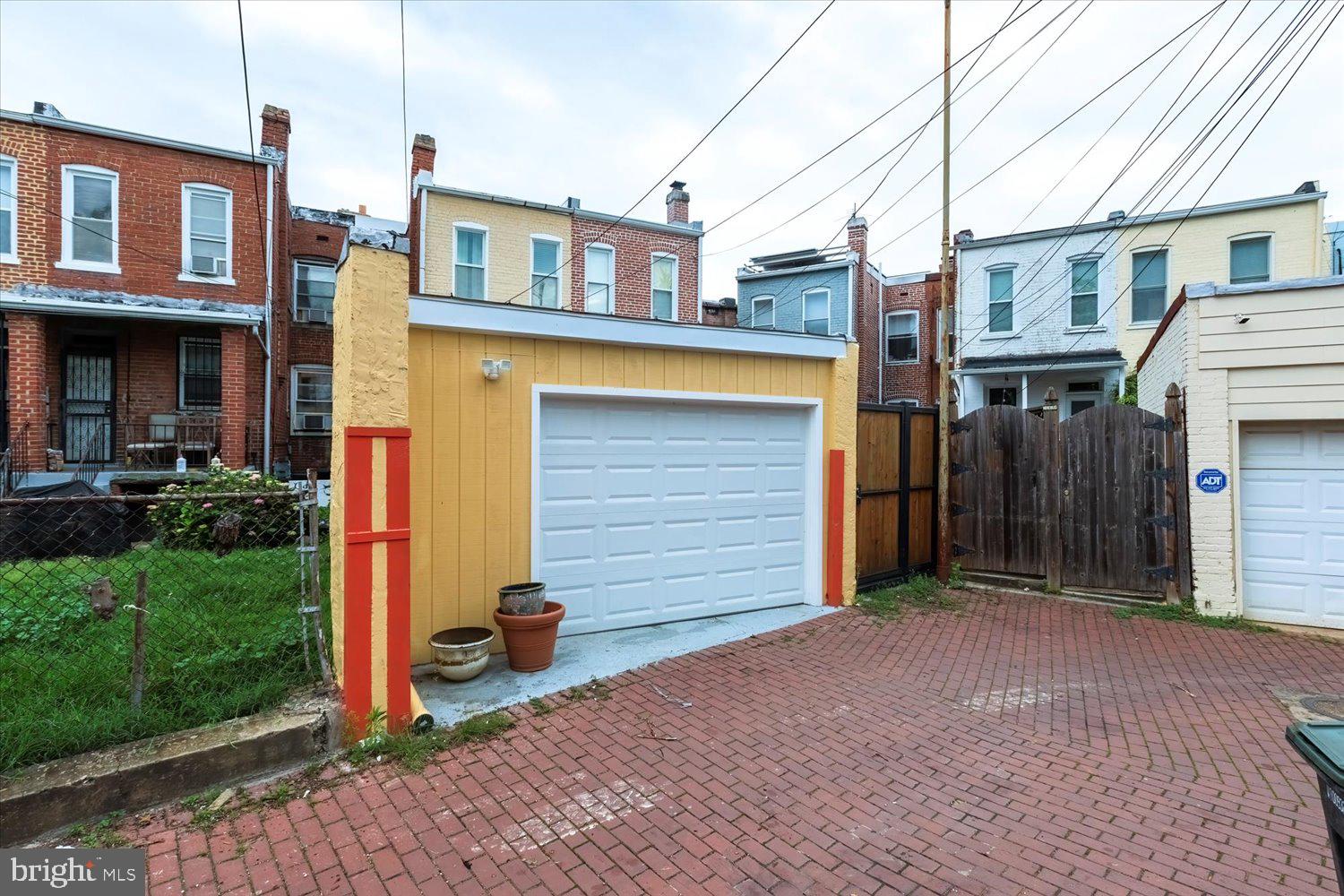 259 Tennessee Ave NE