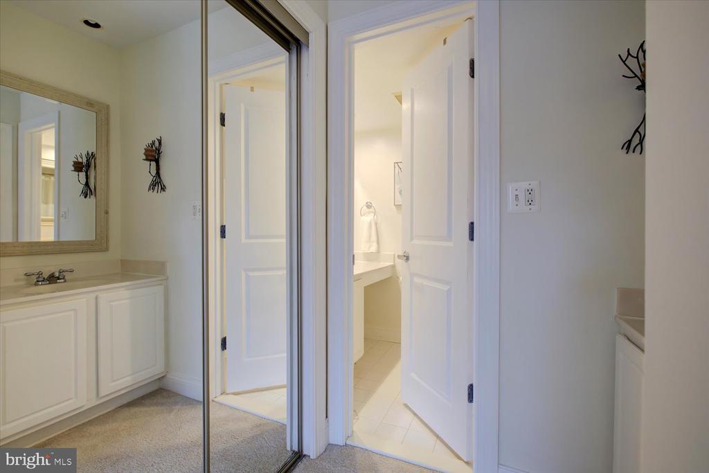 1419 A St NE #1419