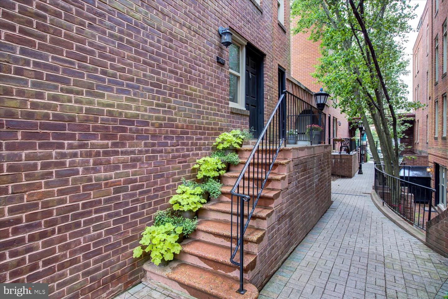 1419 A St NE #1419