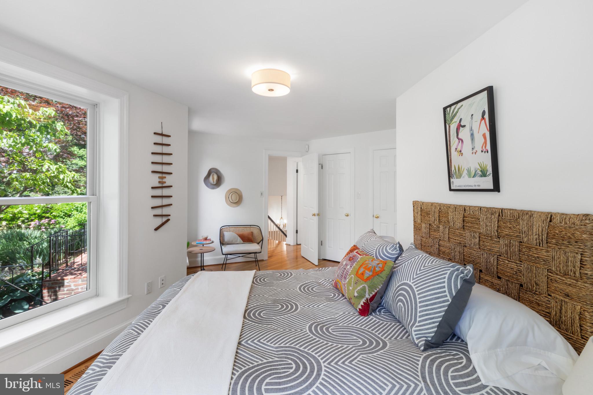 1024 Massachusetts Ave NE #2