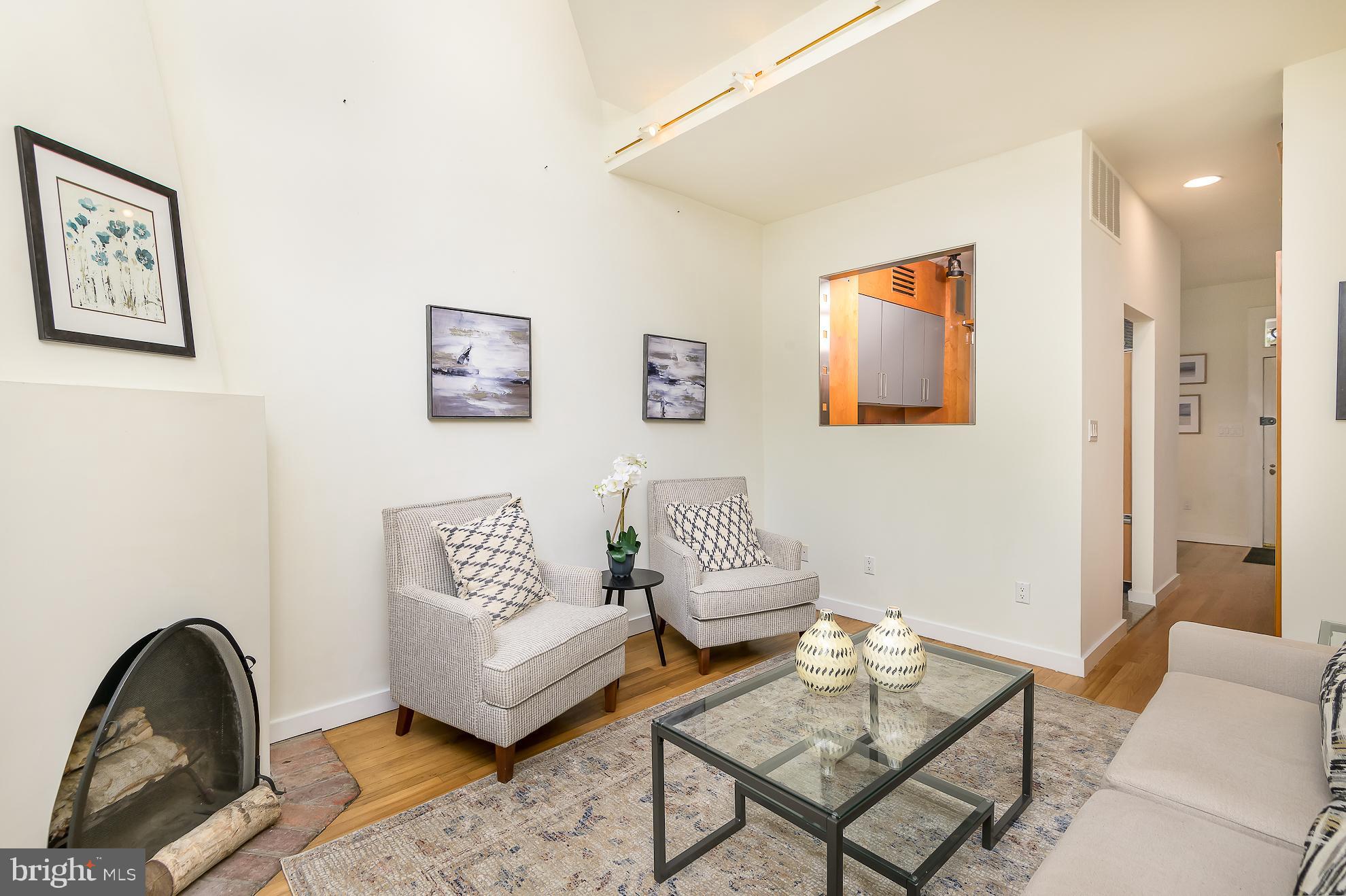 1222 Walter St SE