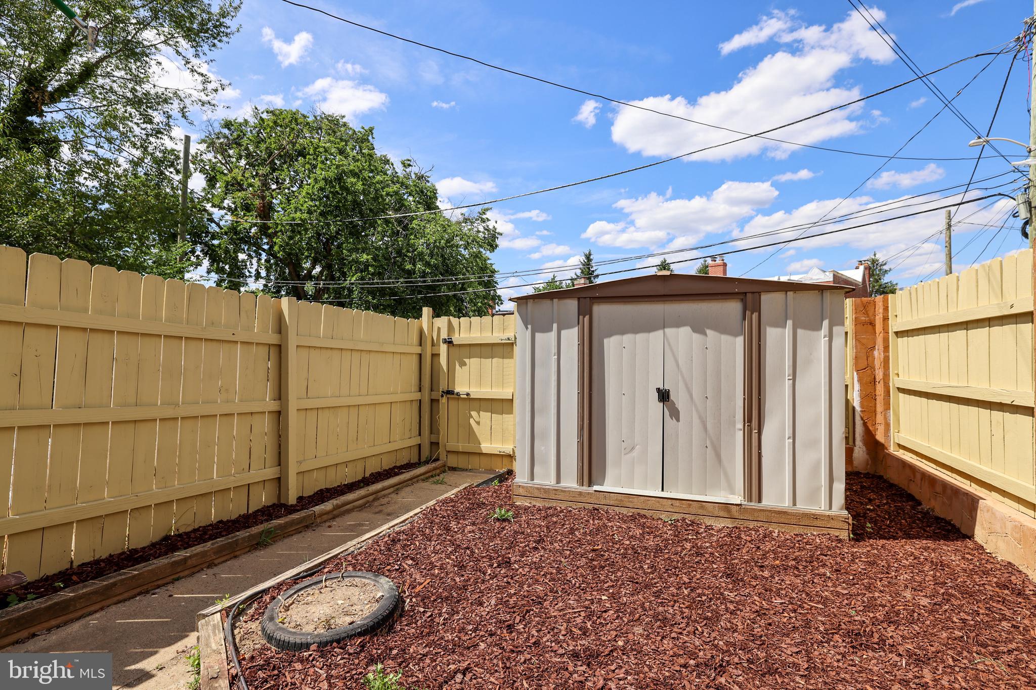 215 Jefferson St NW