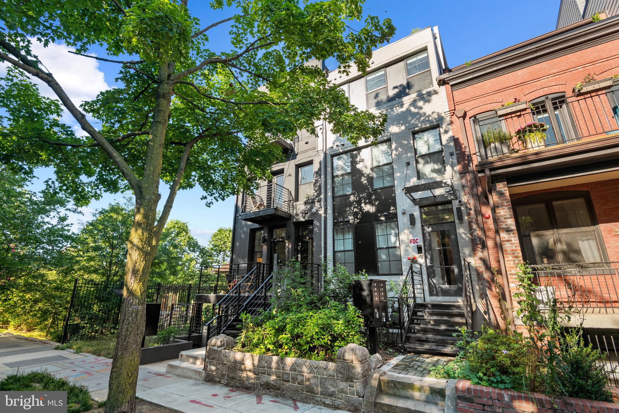 2238 Ontario Rd NW #3