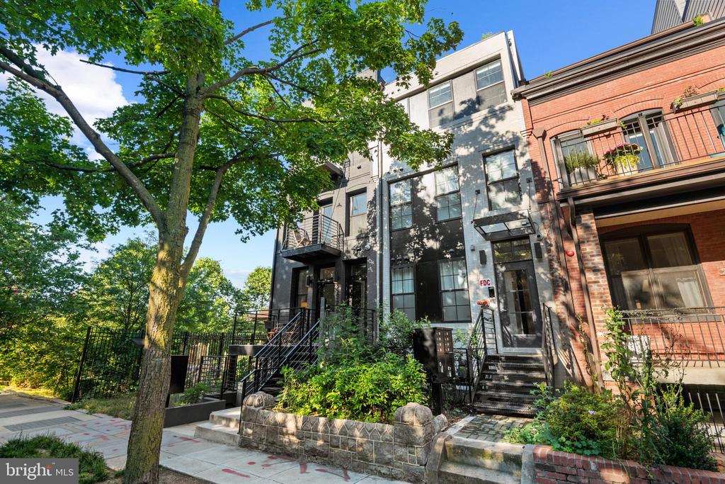 2238 Ontario Rd NW #3