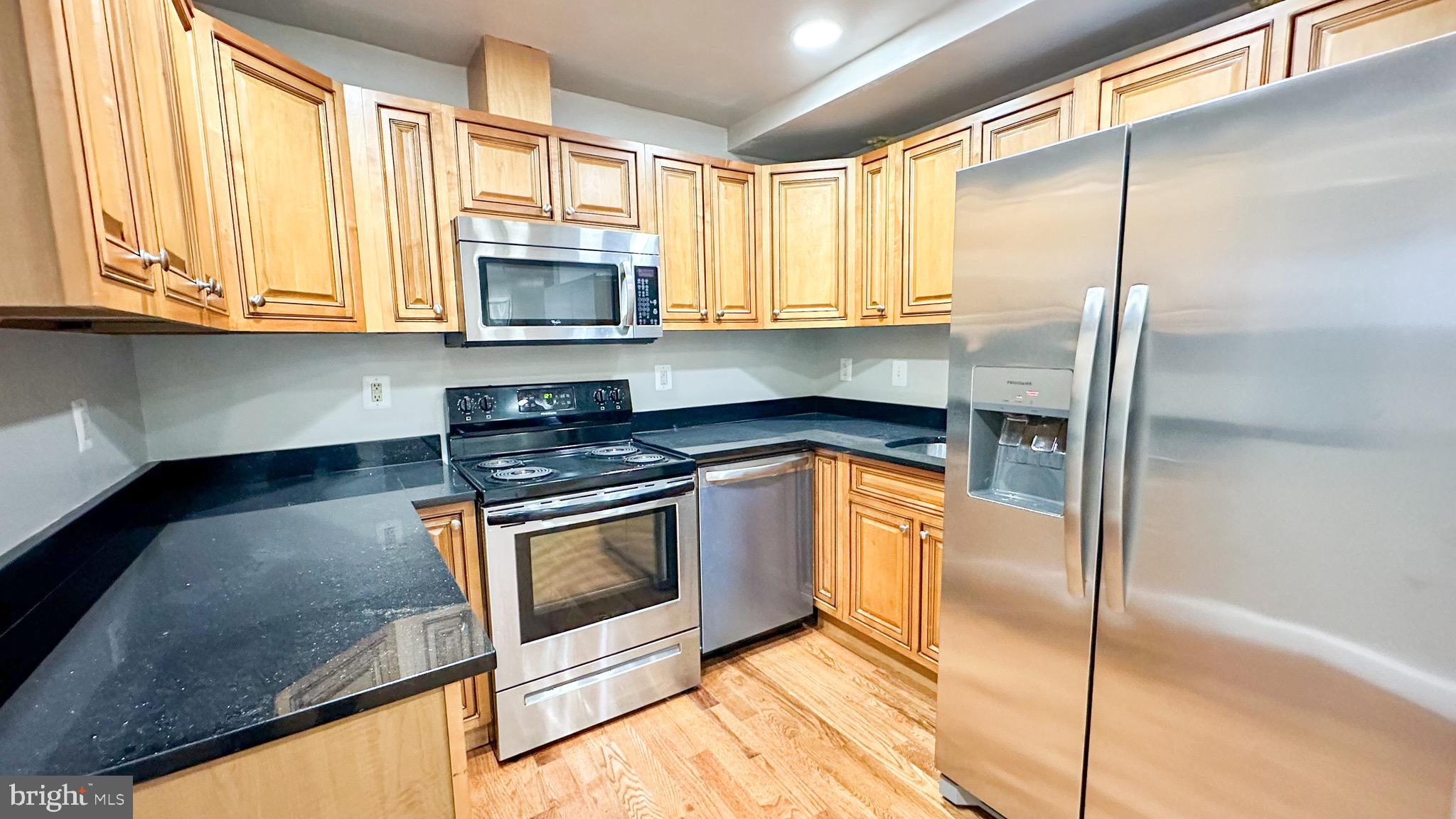 3408 SHERMAN AVE NW #002