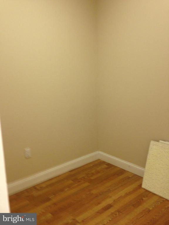 316 F St NE #124