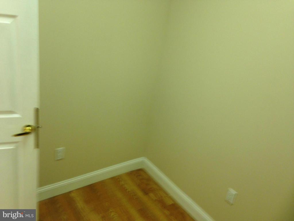 316 F St NE #124