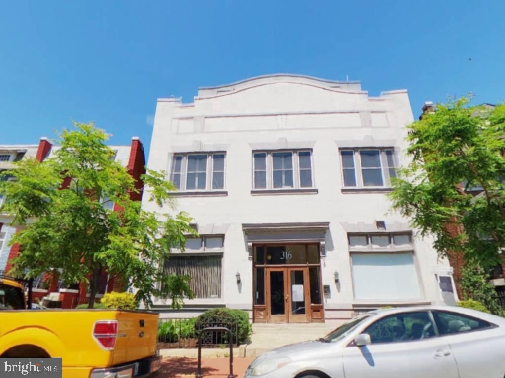 316 F St NE #124