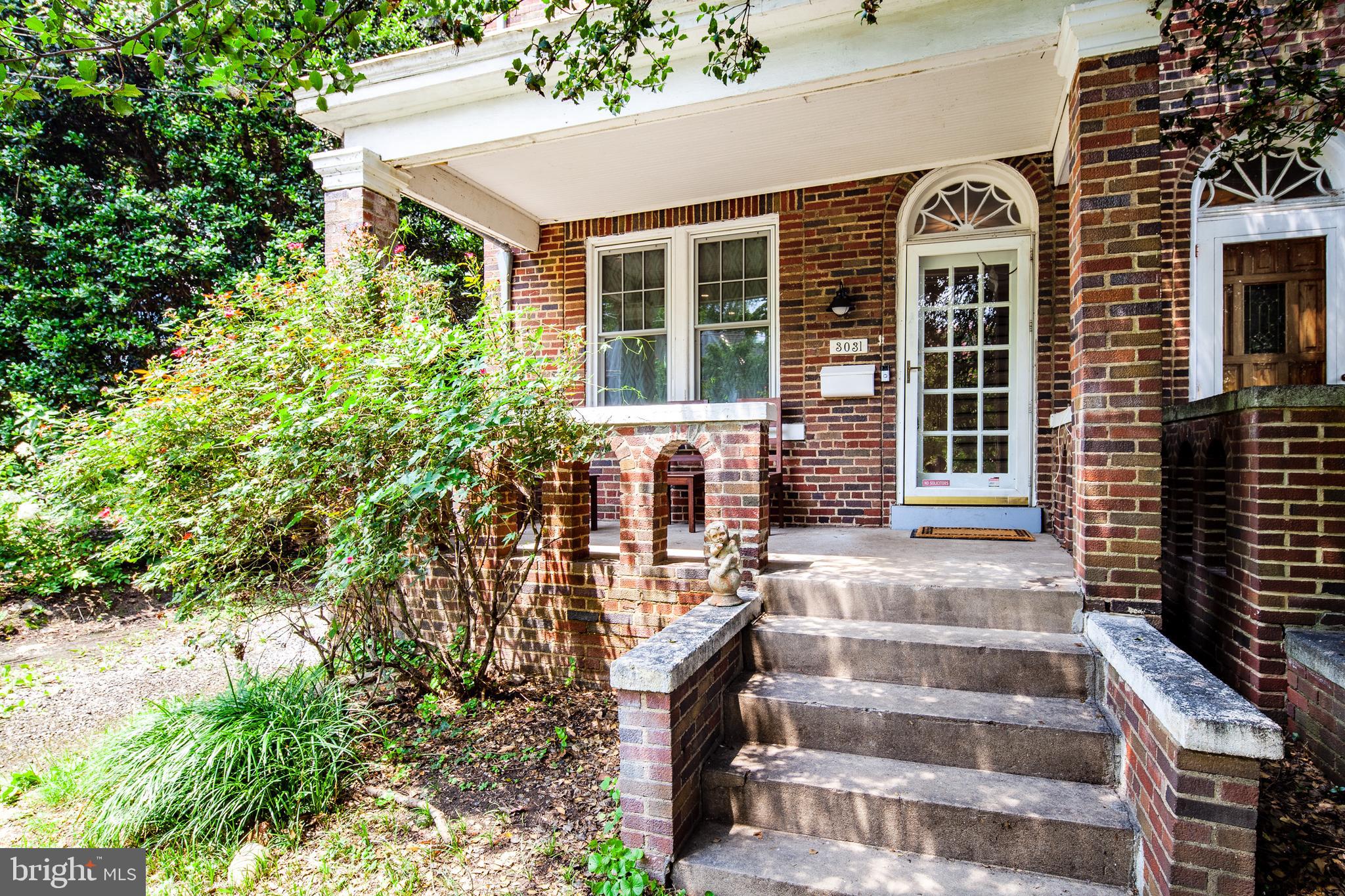 3031 RODMAN ST NW