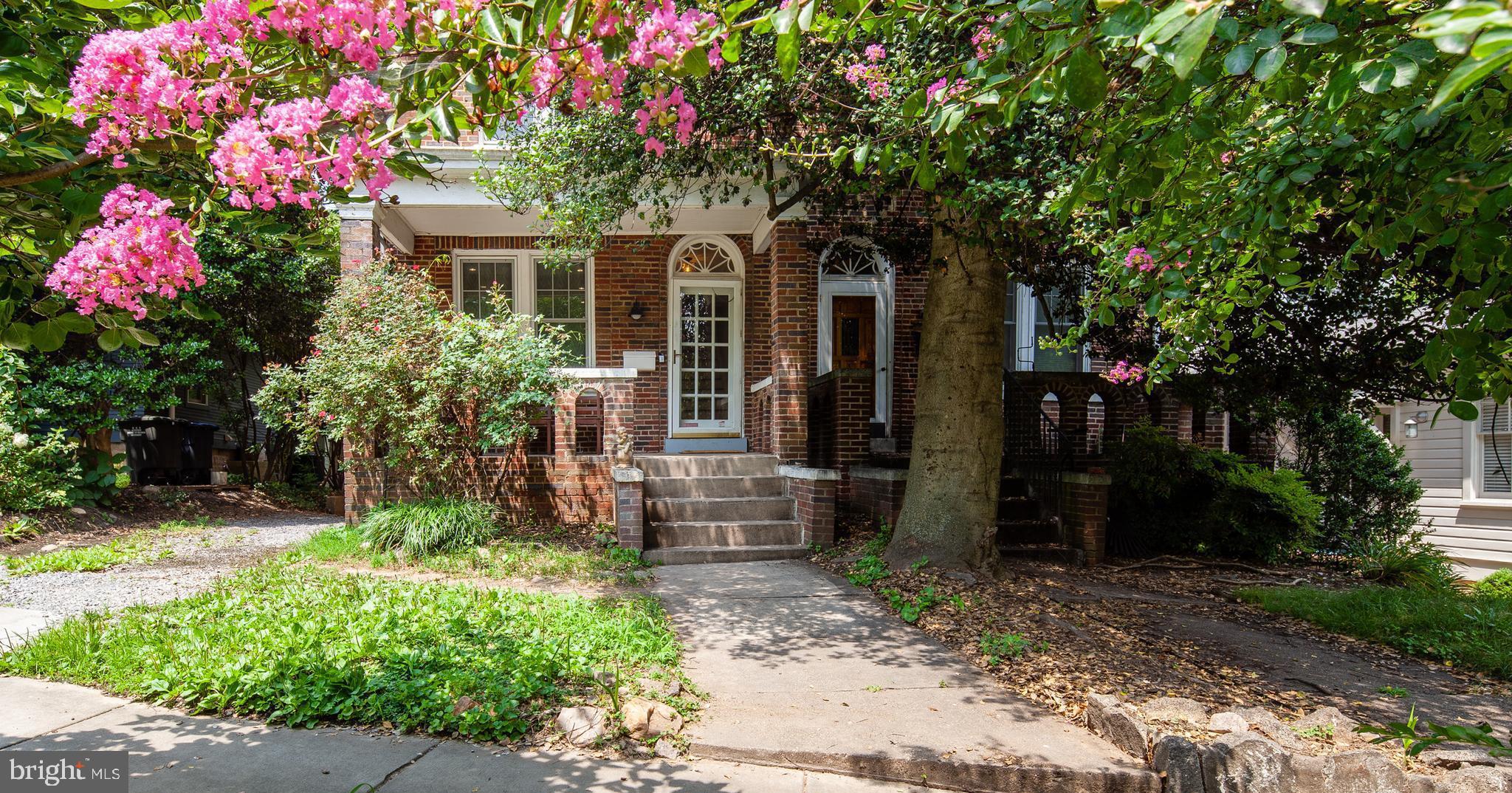 3031 RODMAN ST NW