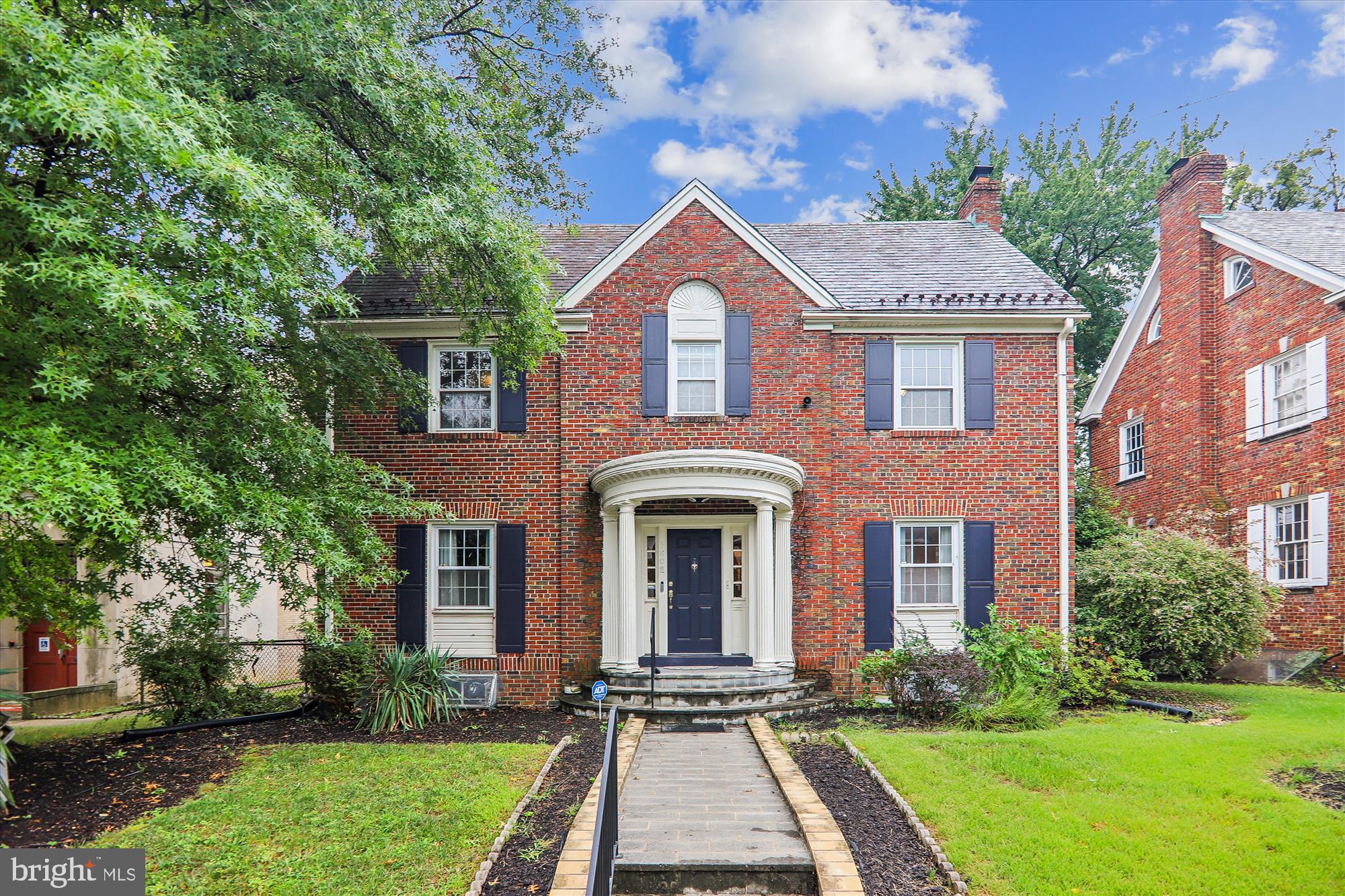 1602 Crittenden St NW
