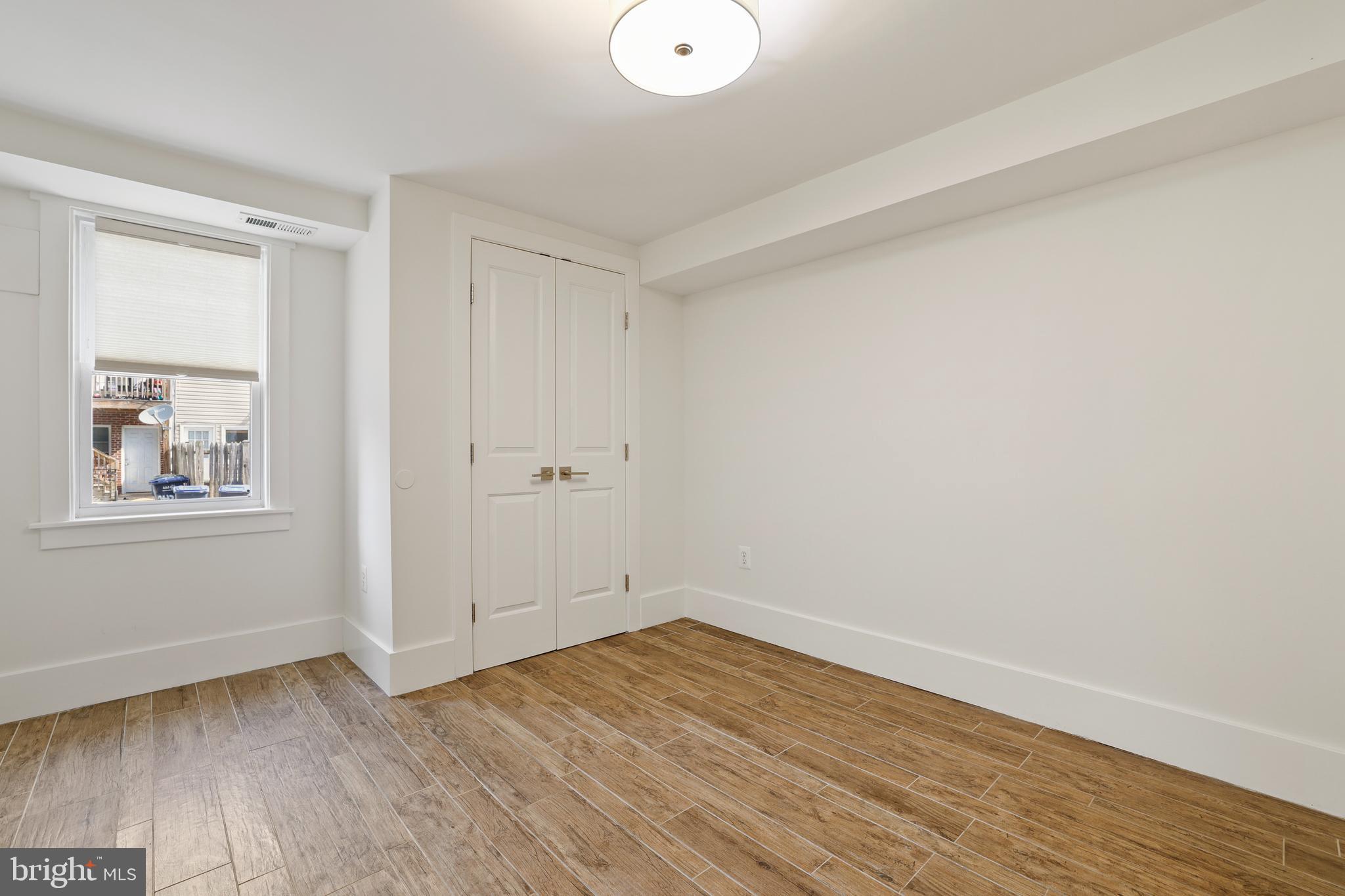 1423 Meridian Pl NW #1