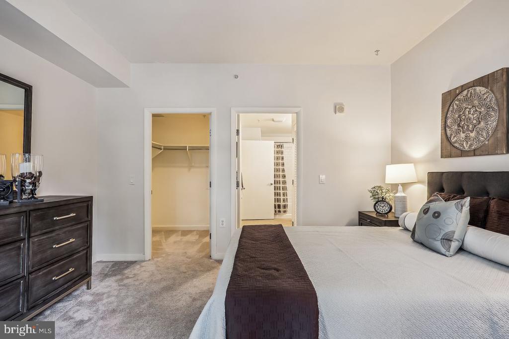 437 New York Ave NW #317