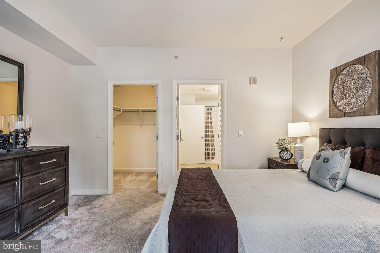 437 New York Ave NW #317