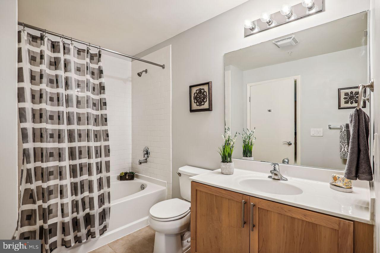 437 New York Ave NW #317