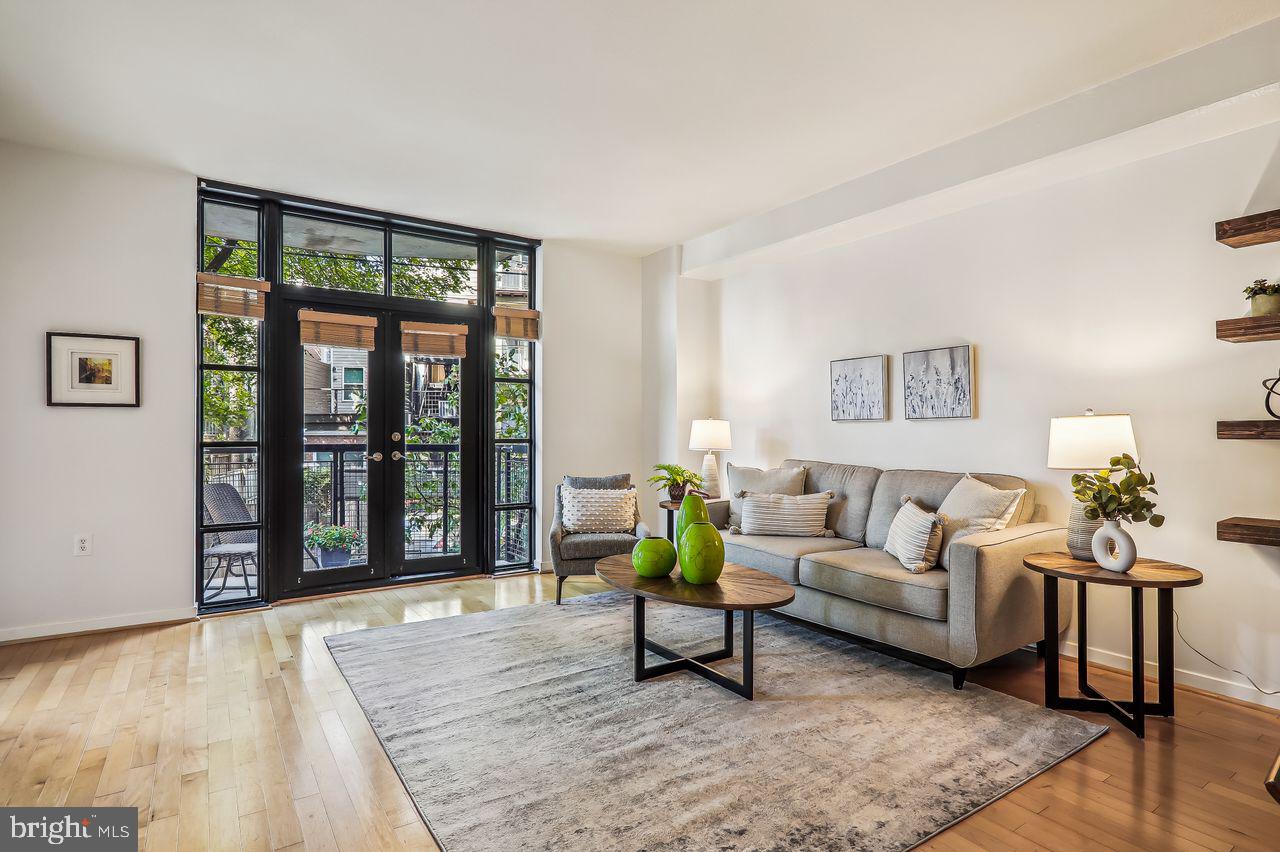 437 New York Ave NW #317