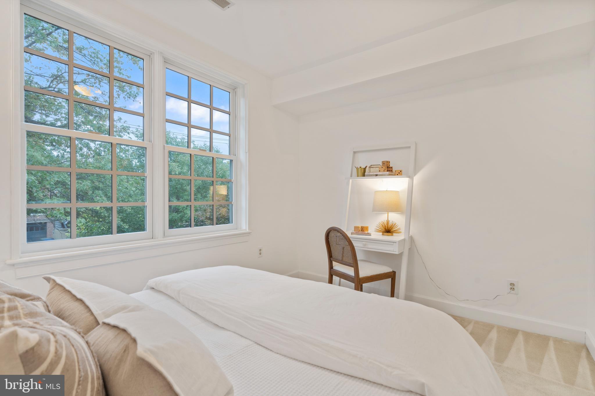 3312 Cathedral Ave NW