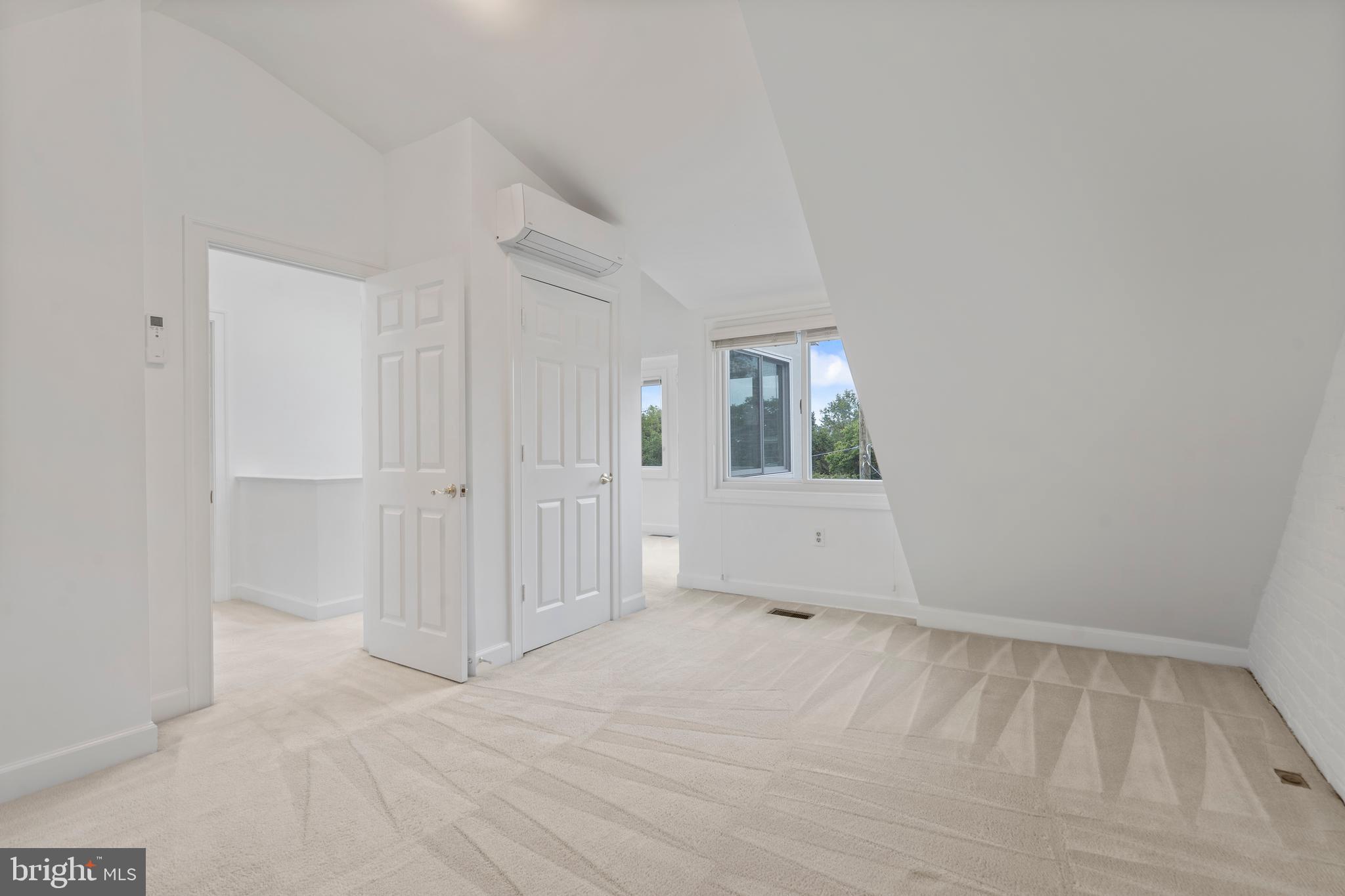 3312 Cathedral Ave NW