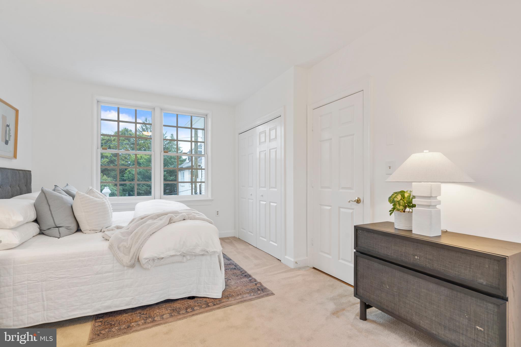 3312 Cathedral Ave NW