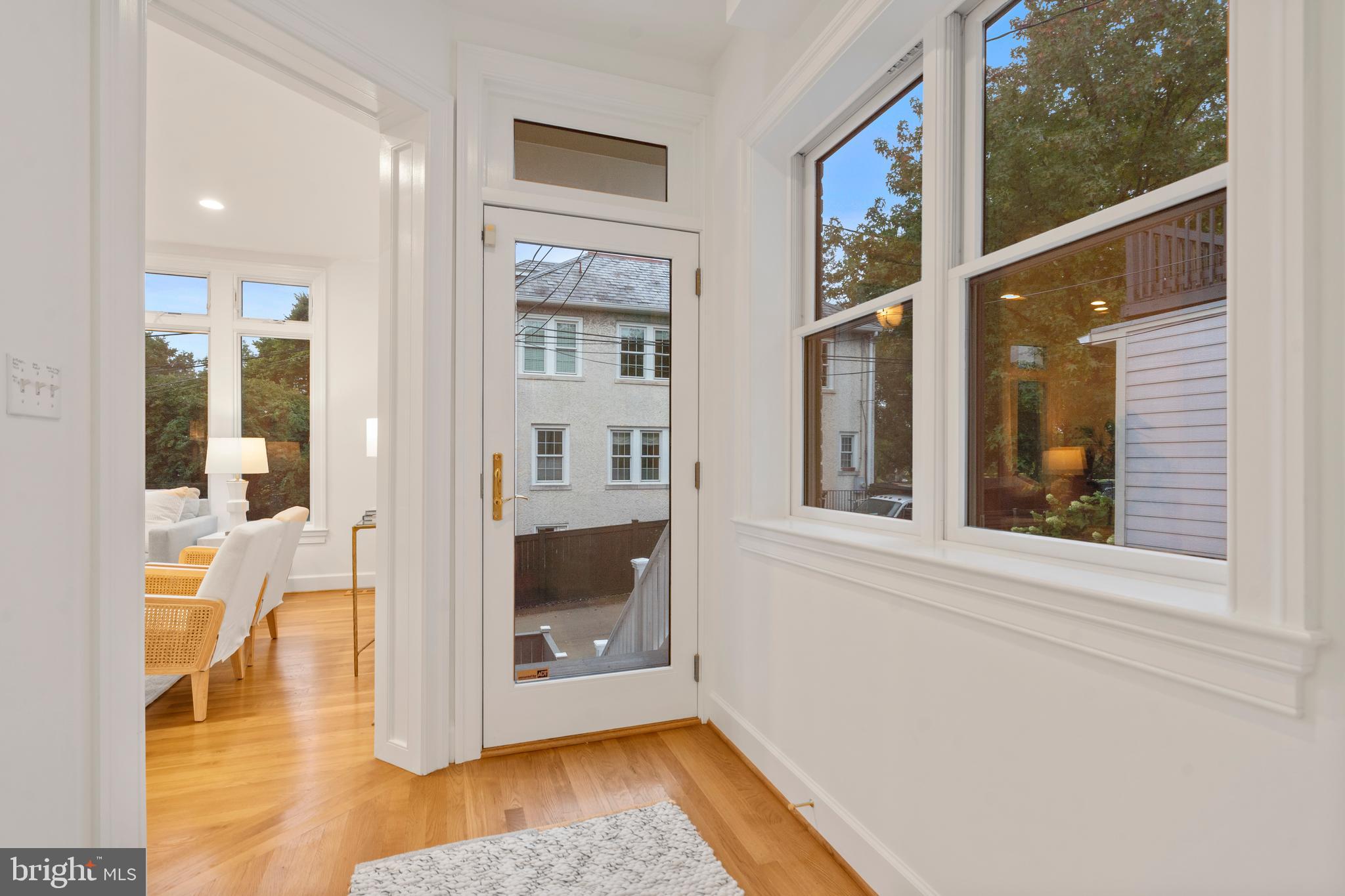 3312 Cathedral Ave NW