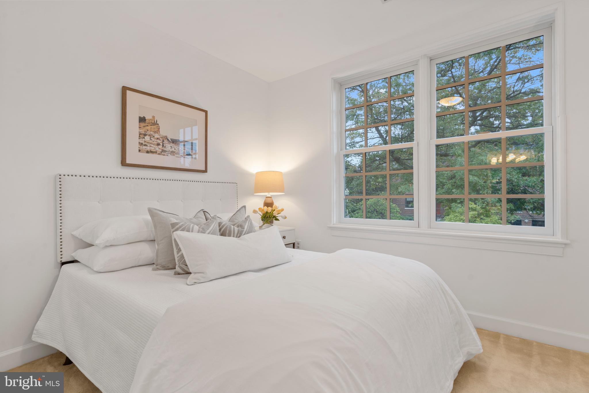 3312 Cathedral Ave NW