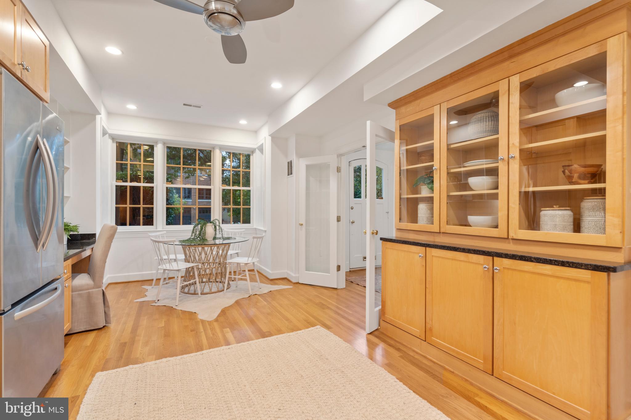 3312 Cathedral Ave NW