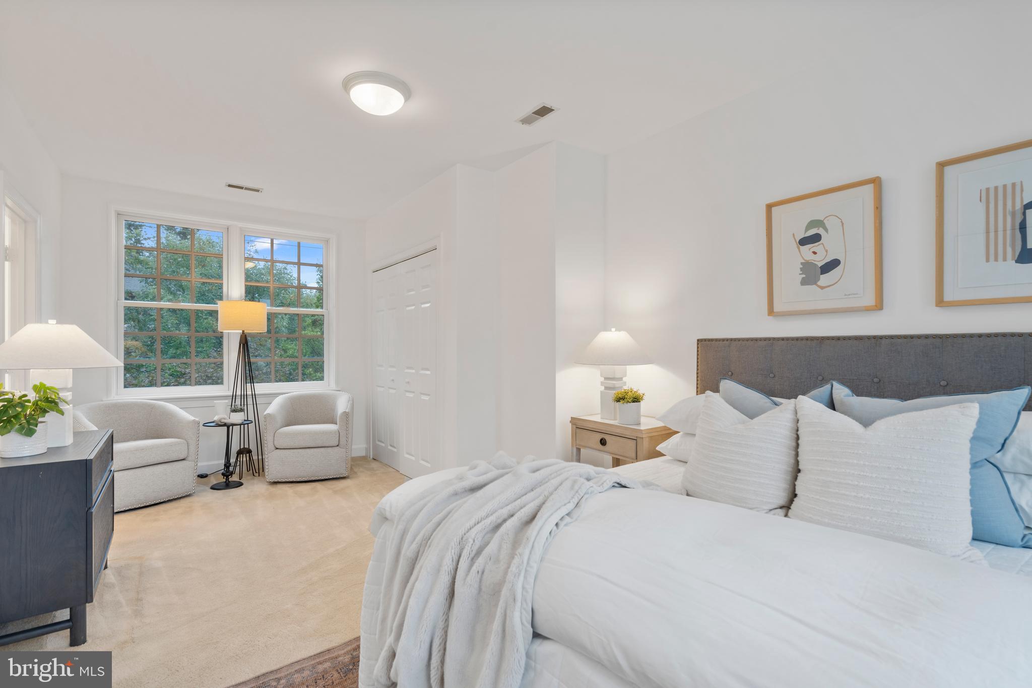 3312 Cathedral Ave NW