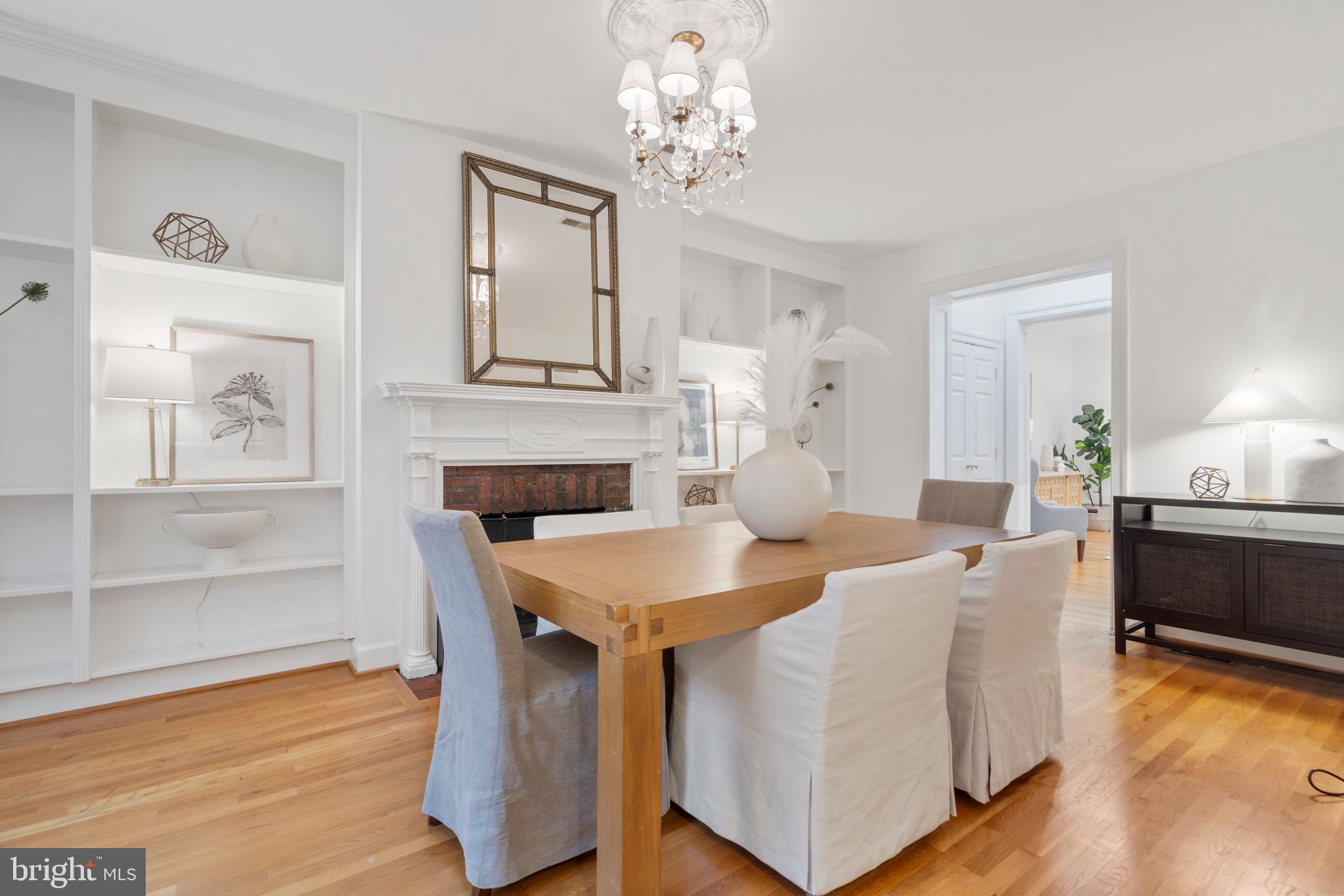 3312 Cathedral Ave NW