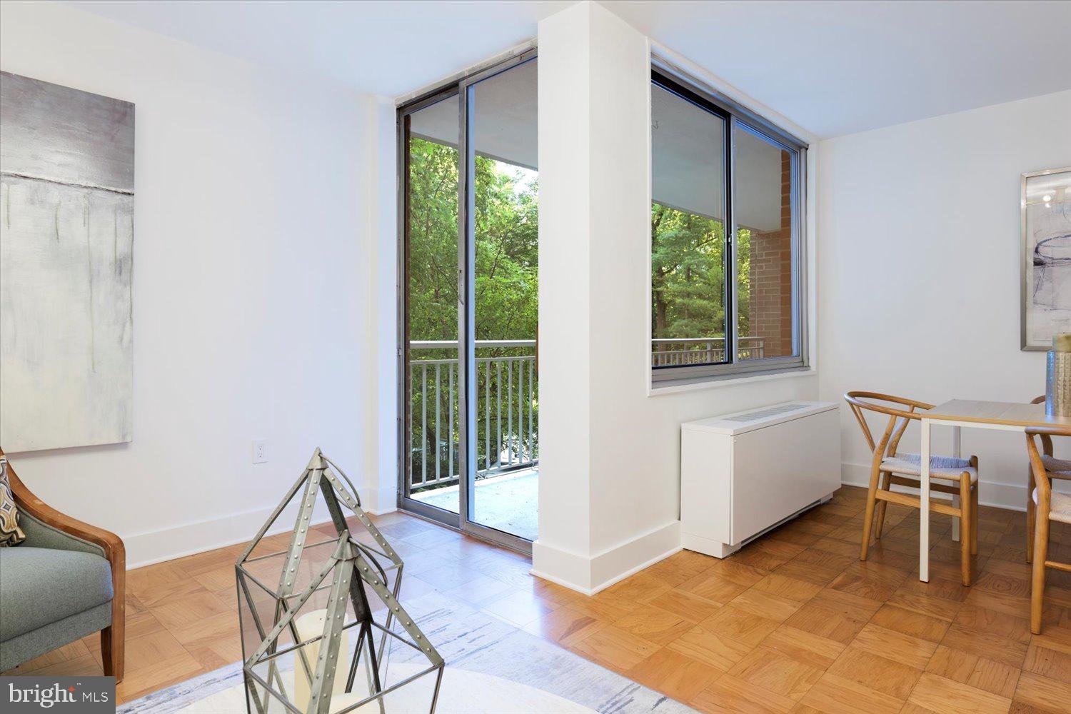 3001 Veazey Ter NW #213