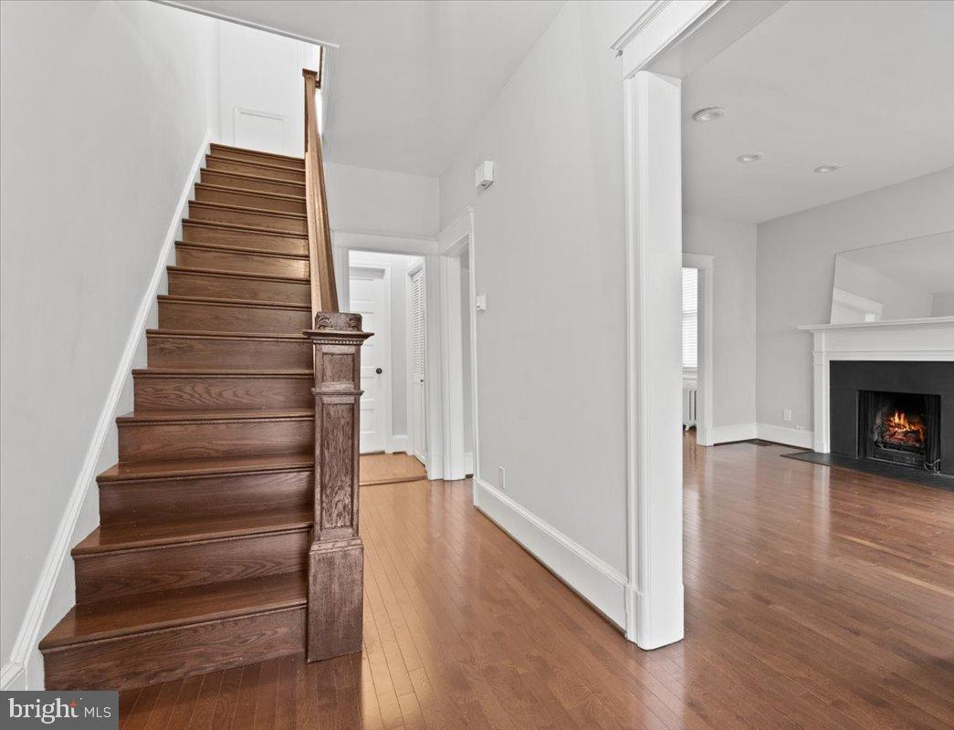 1419 FOXHALL RD NW