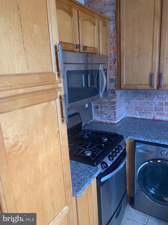 318 NORTH CAROLINA AVE SE #3
