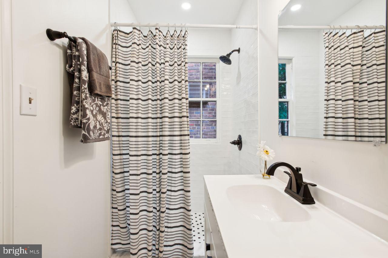 401 A St NE #3