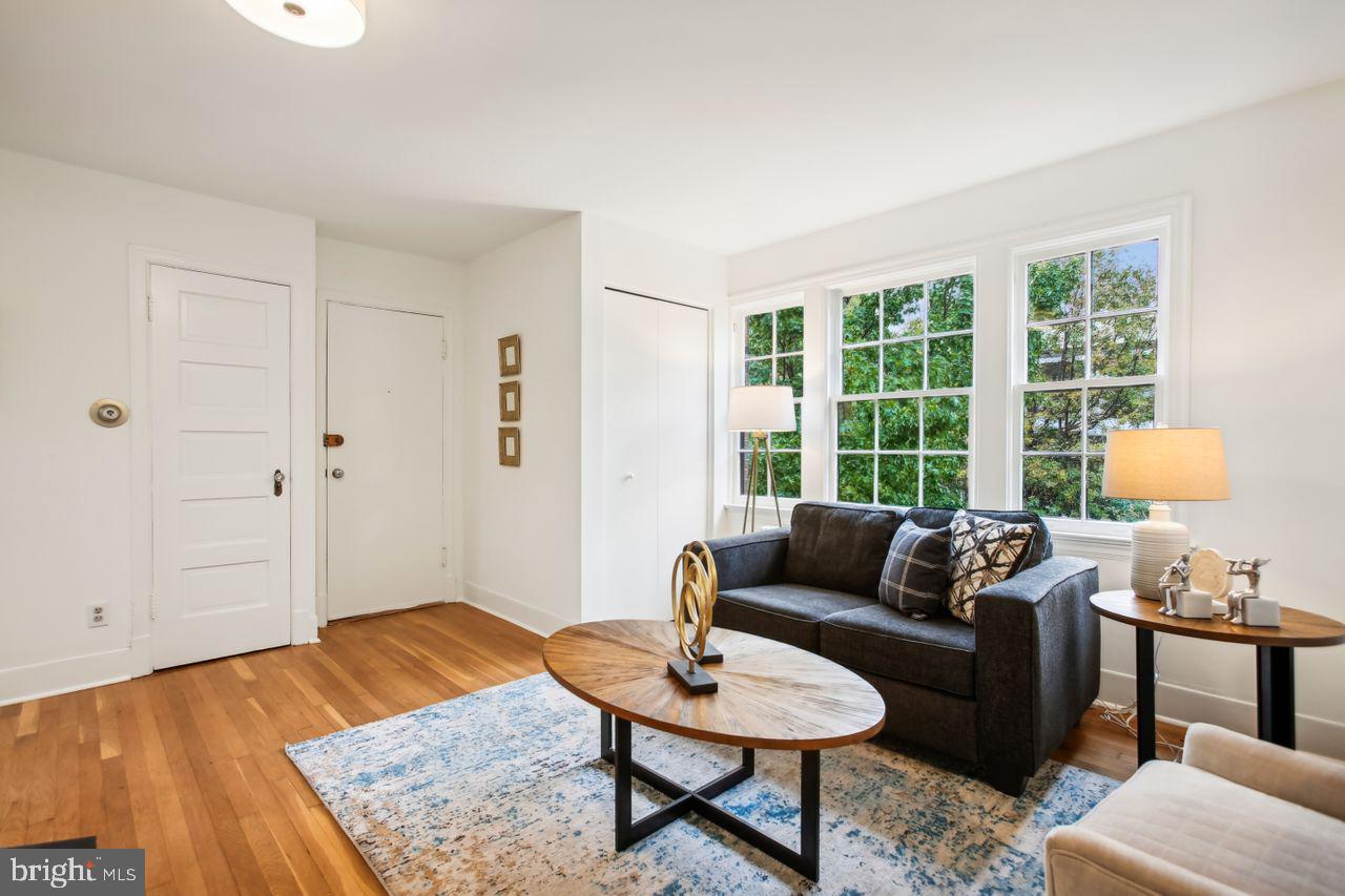 401 A St NE #3