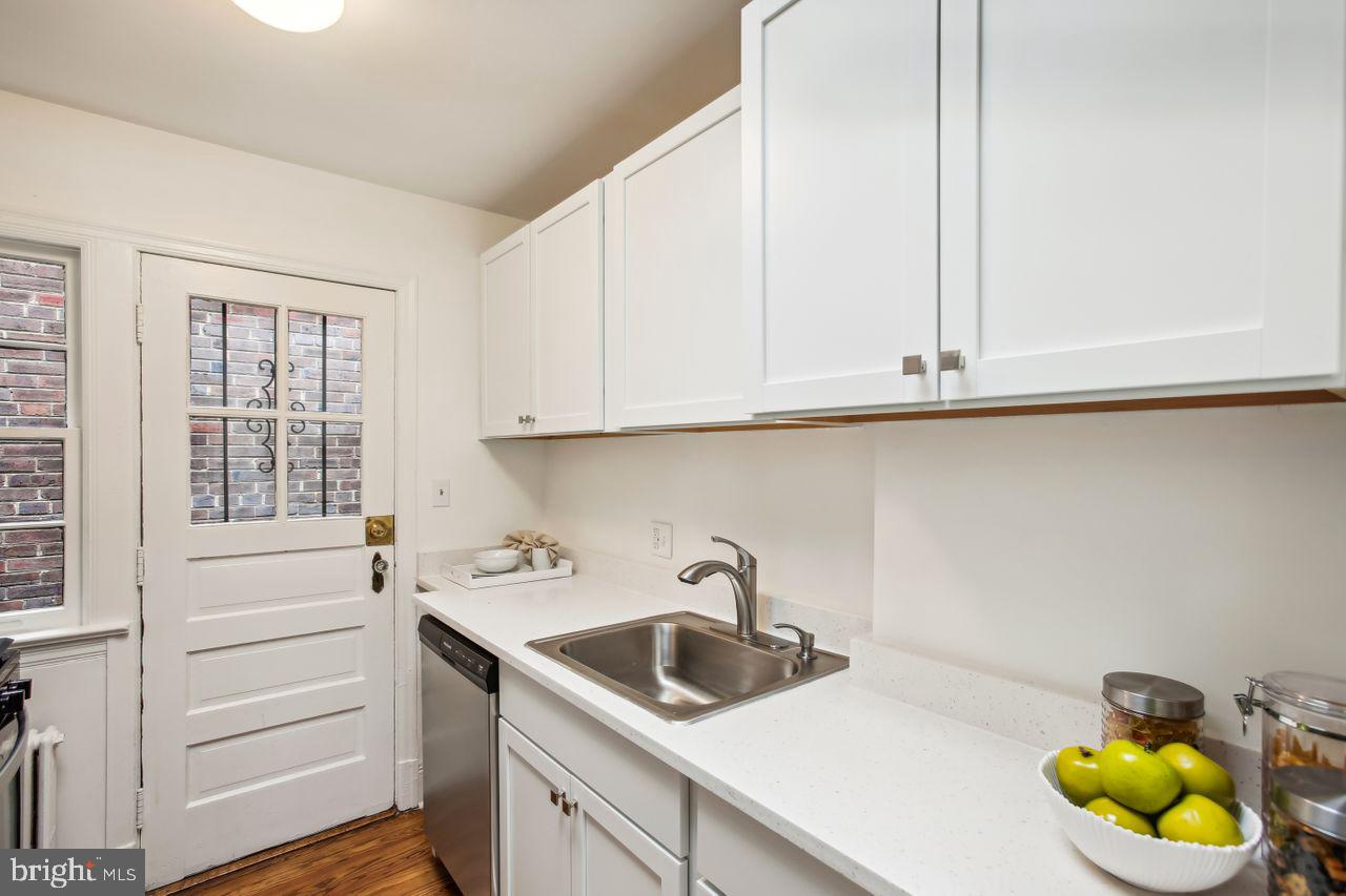 401 A St NE #3