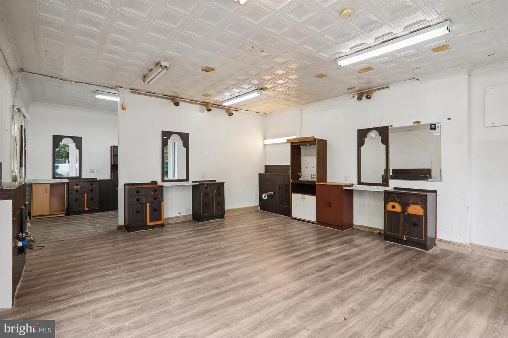 821 East Capitol SE
