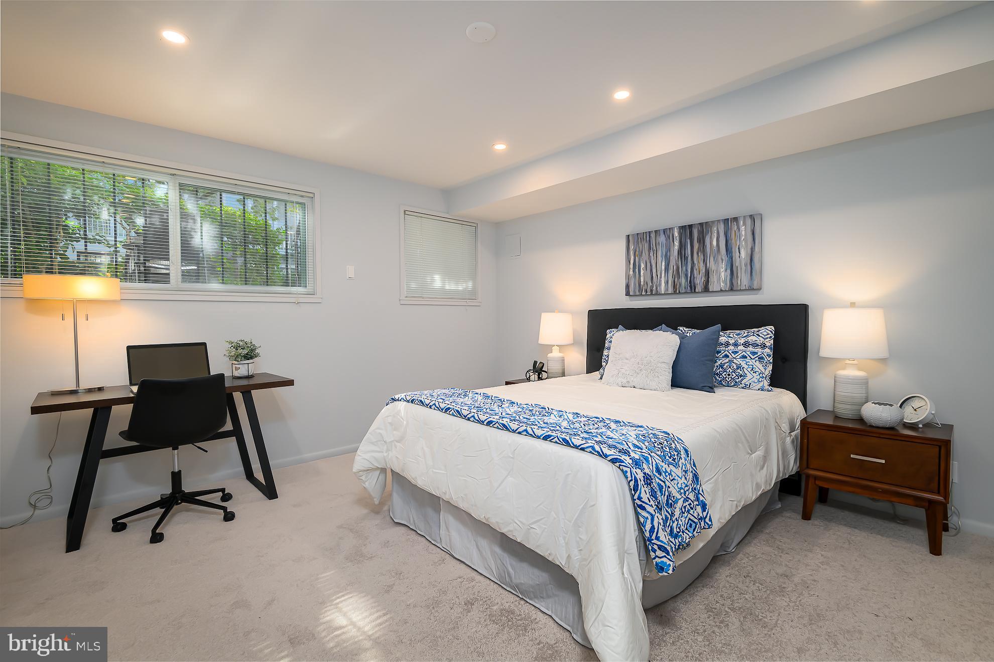 211 G St SW #133