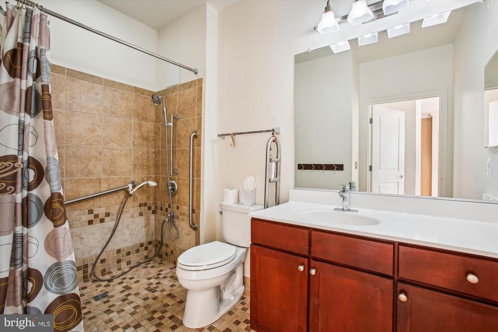1391 Pennsylvania Ave SE #515