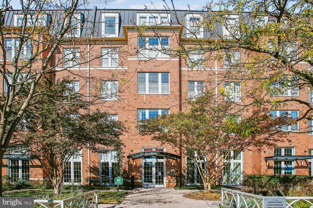 1391 Pennsylvania Ave SE #515