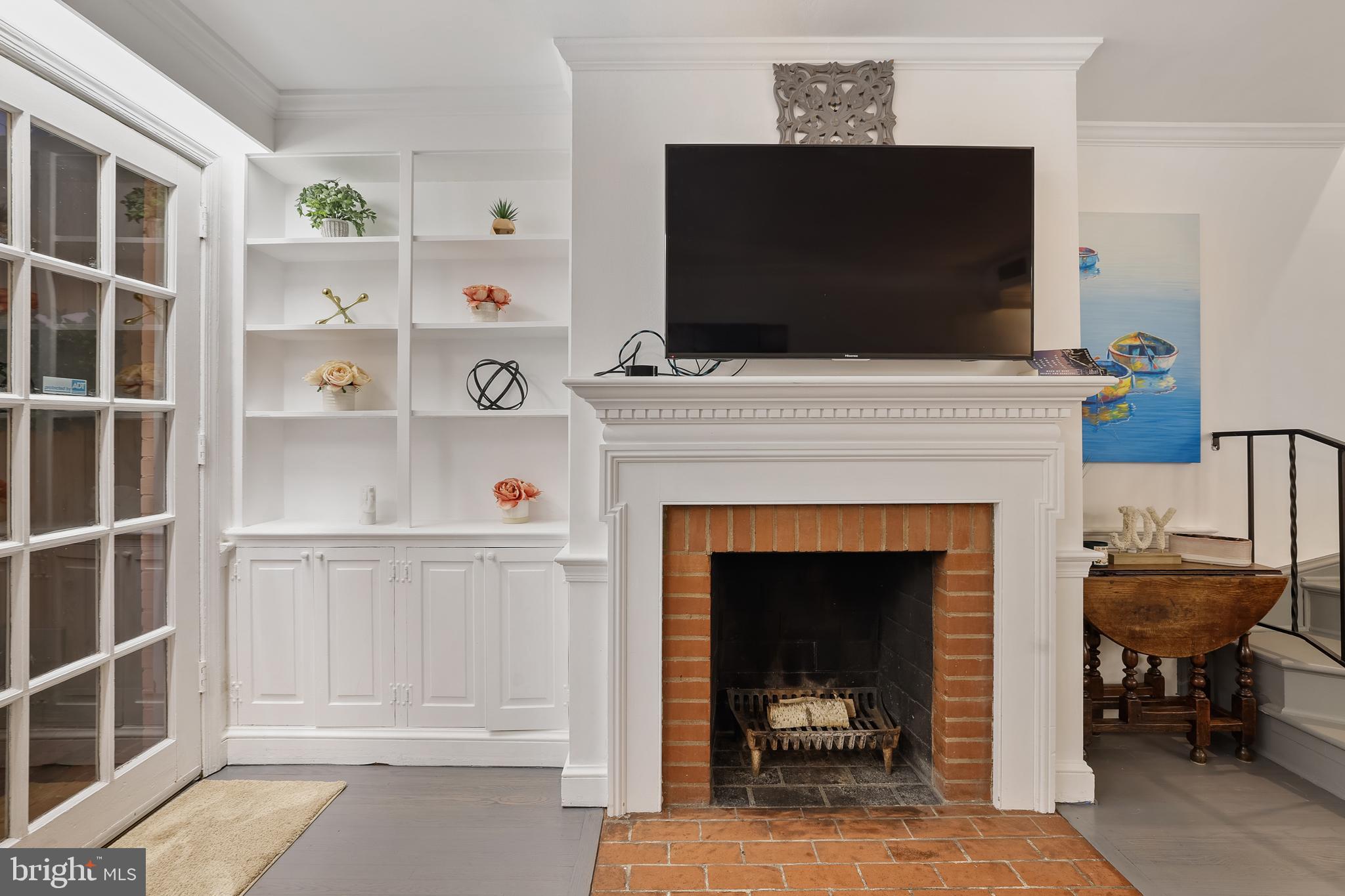 1233 POTOMAC ST NW