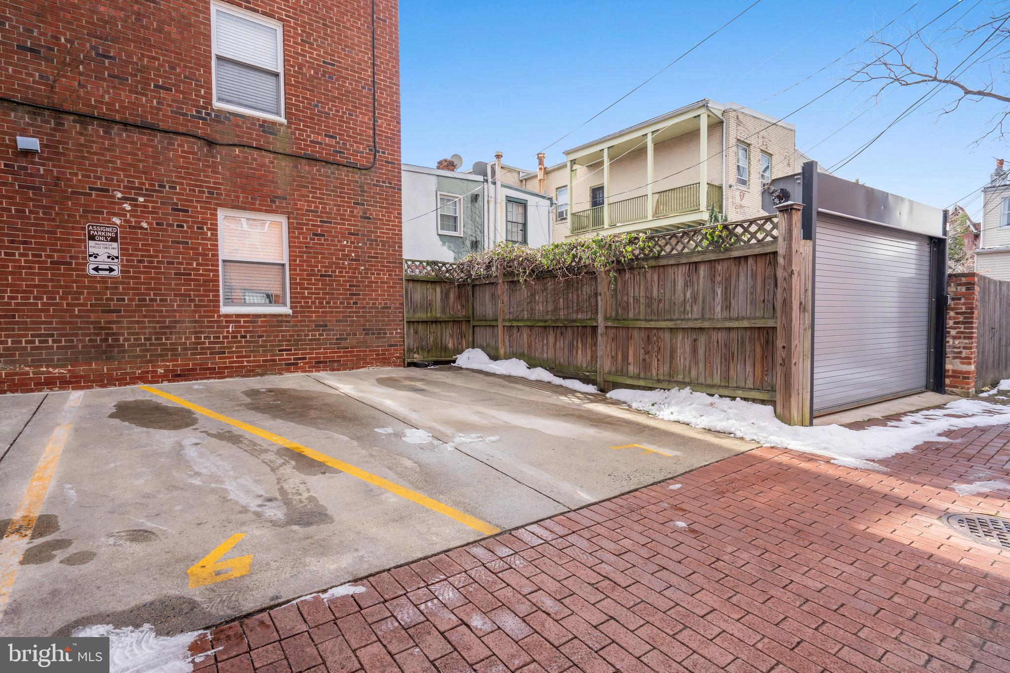 626 Independence Ave SE #305