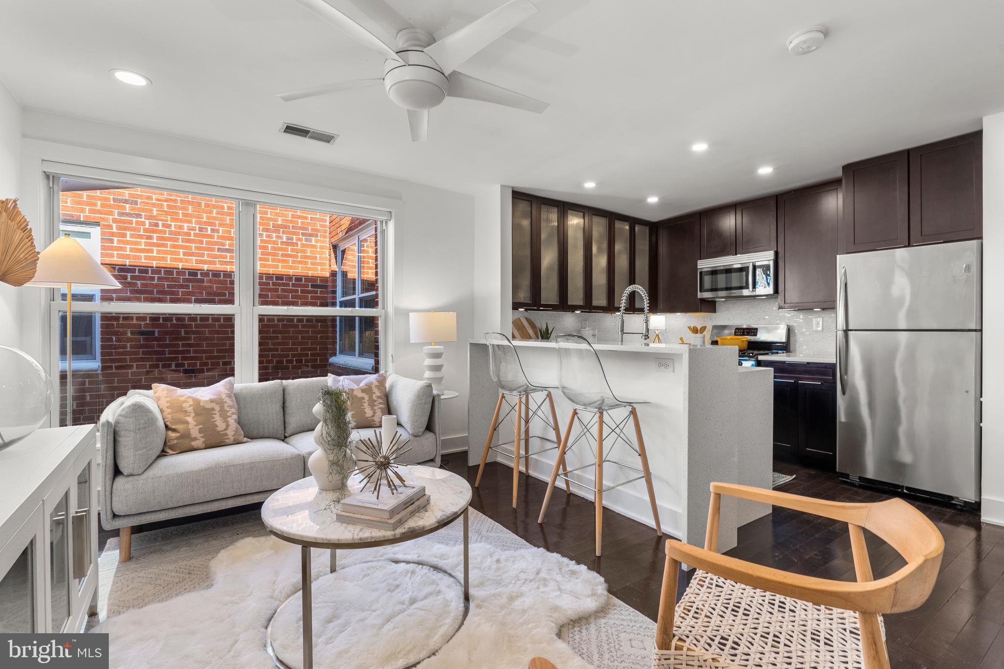 626 Independence Ave SE #305