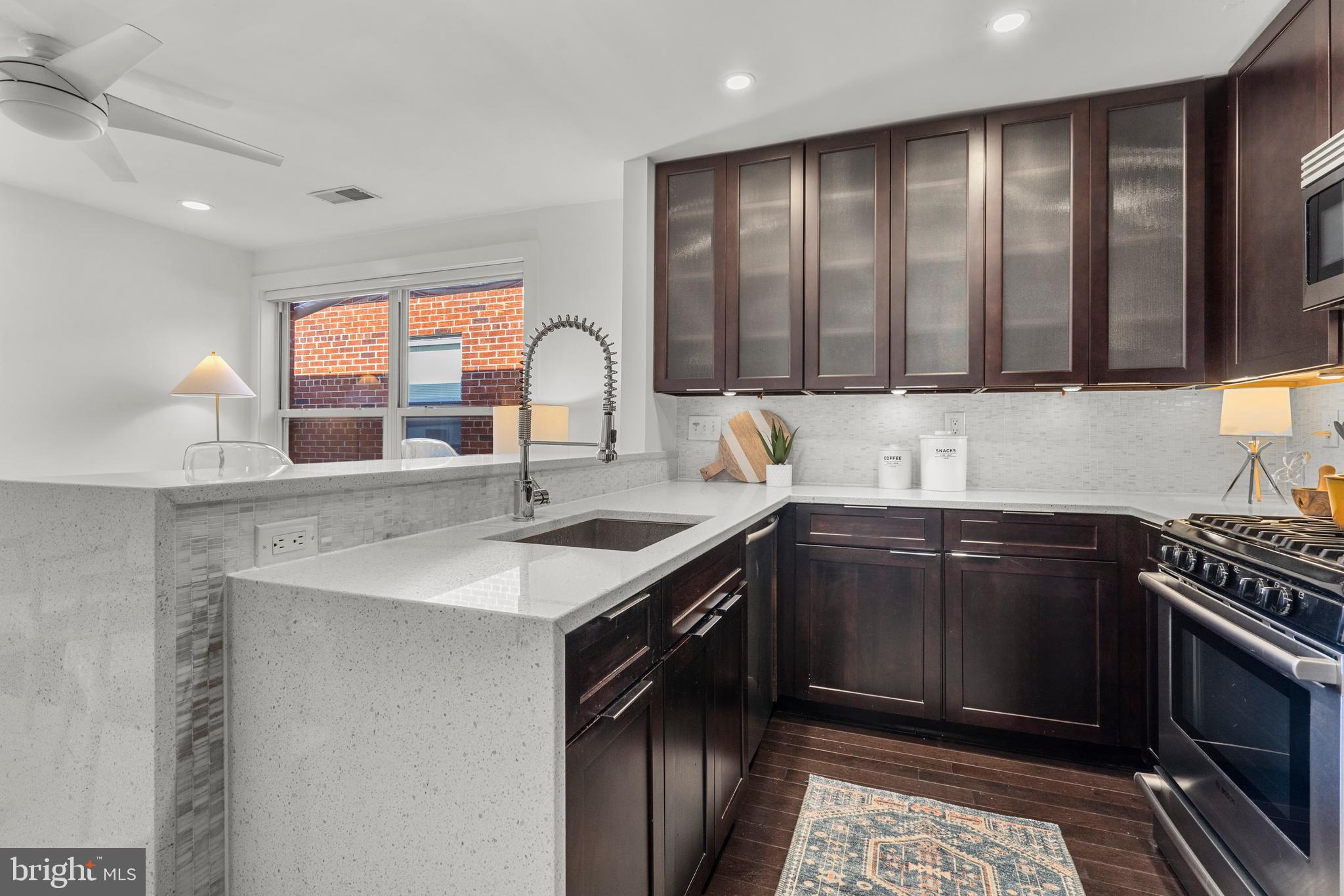 626 Independence Ave SE #305